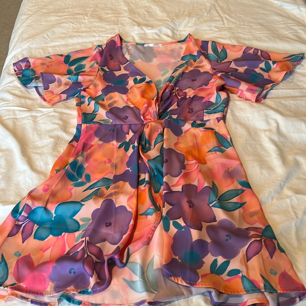 Cupshe neon floral baby doll coverup S